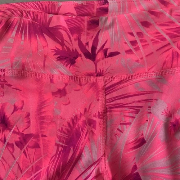 Matching Sets / Shorts - Picture 4 of 7